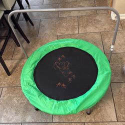 Mini trampoline /hopper