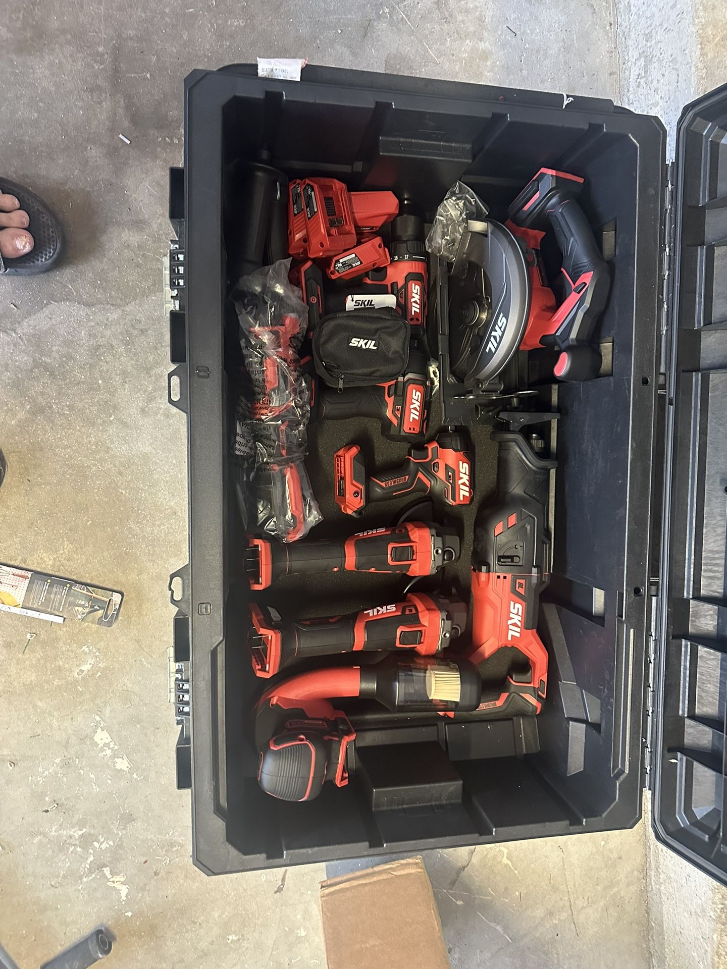 Skip 20 Volt Brushless Set