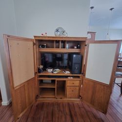 Computer Desk (Must Go)