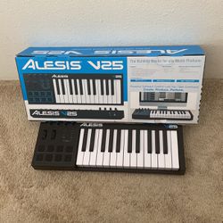 Alesis V25 Keyboard