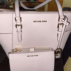 Baby Pink Michael Kors Purse And Matching Wallet