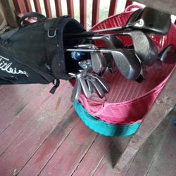 Golf Clubs 