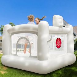 (LIKE NEW) Bounce House