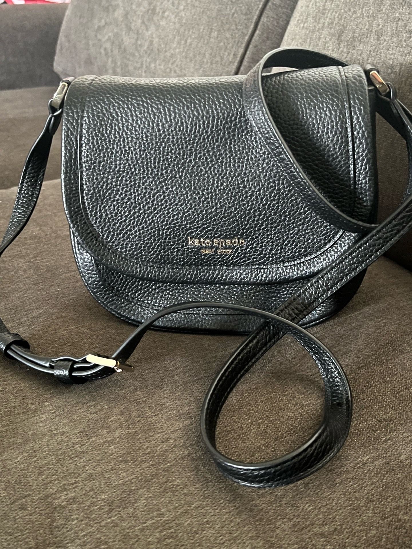 Kate Spade New York Roulette small saddle bag