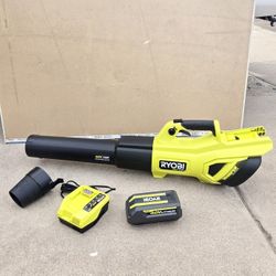 RYOBI 40V HP Brushless Whisper Series Leaf Blower KIT 650CFM