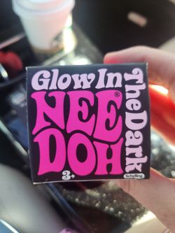NEEDOH GLOW IN THE DARK. PINK