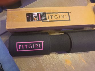 Fit girl squat pad for the gym