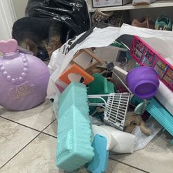 Selling A Bag Of Toys Like Barbie Science Set  , Barbie market Set 