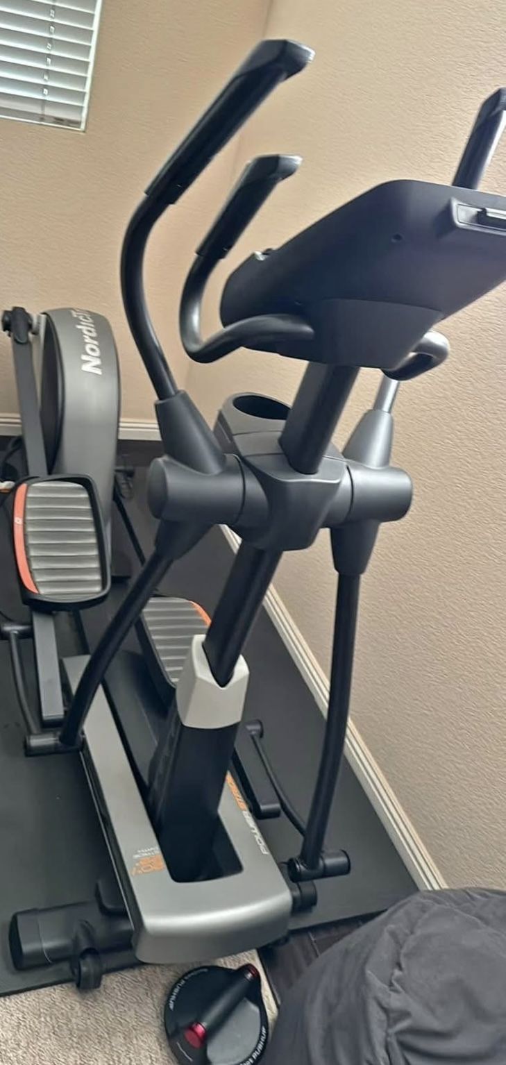 NORDICTRACK E7.5 ELLIPTICAL