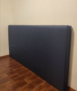 MEMORY FOAM TRUCK MATTRESS (O.B.O. )
