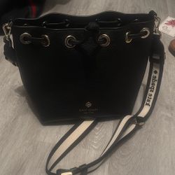 Kate spade Black Leather Bucket Handbag 