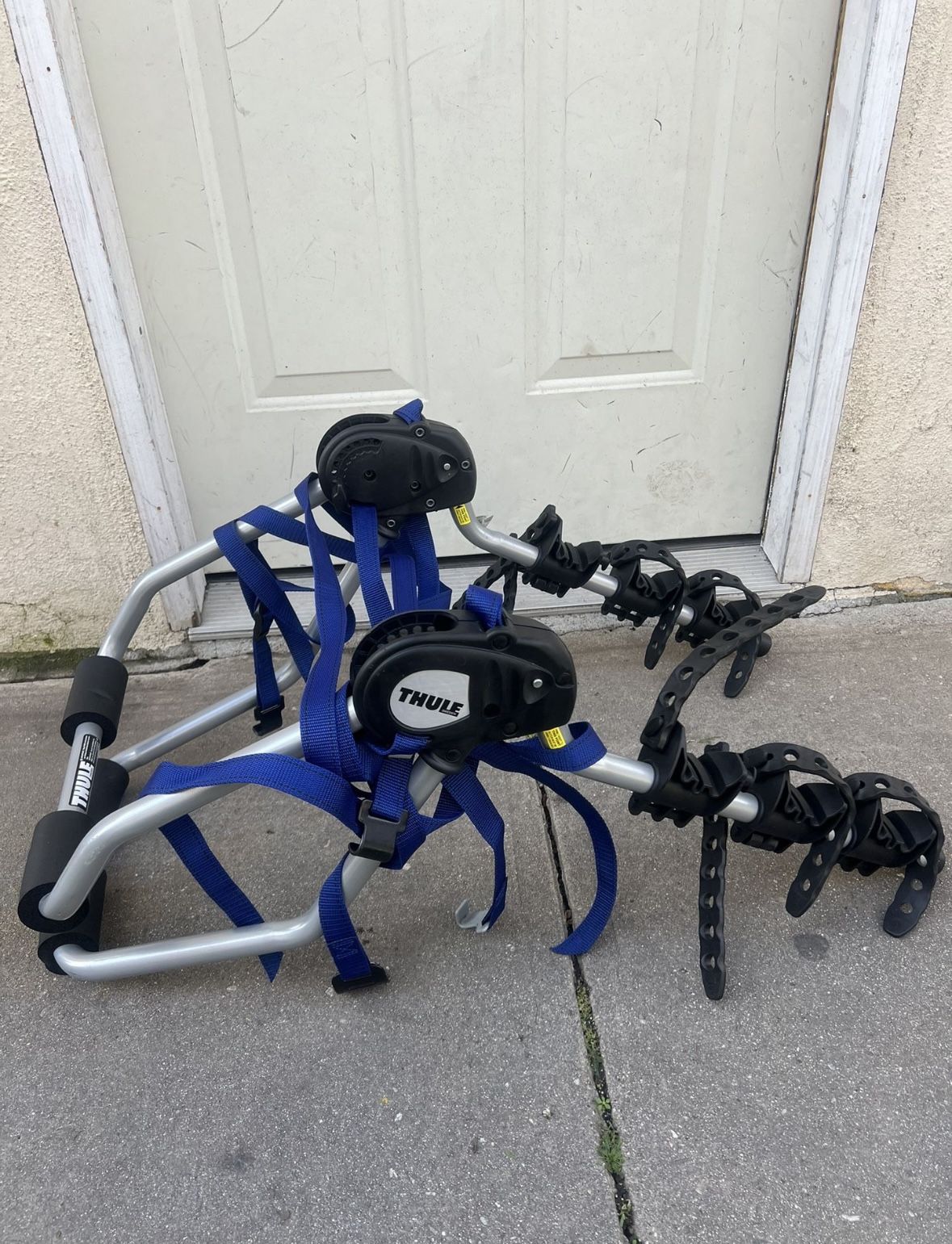 Thule Bike Rack For 3 New 