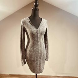 New Small Gray Long Sleeve Dress