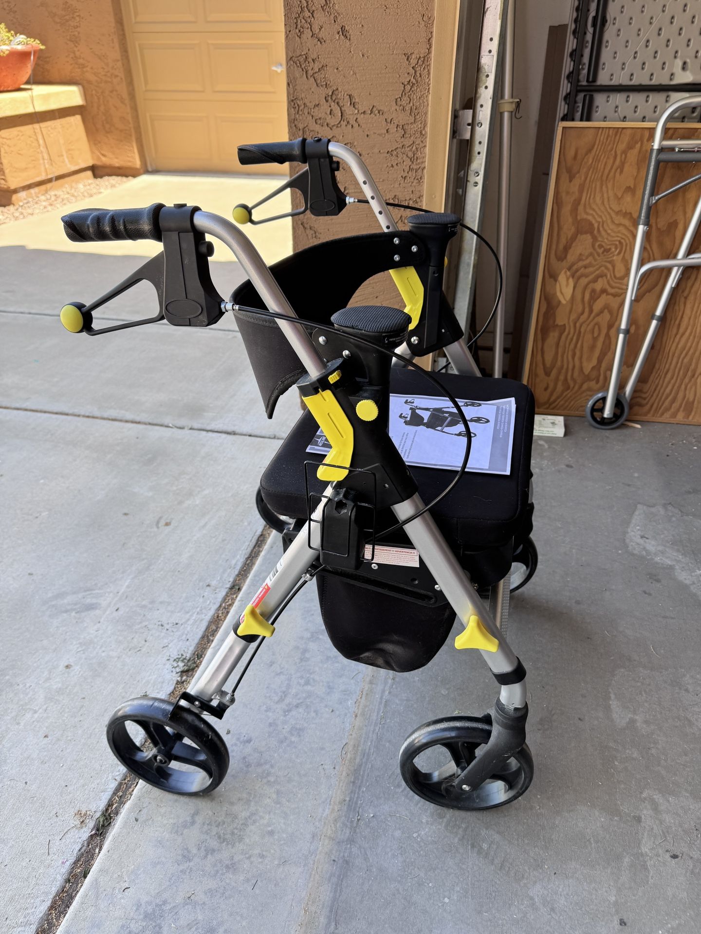 MEDLINE EMPOWER MOBILITY ROLLATOR WALKERS