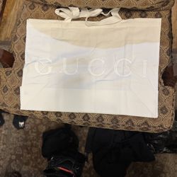 NWOT XL White Gucci Cloth Shopping Bag Size 16x22x8