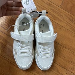 NWT Primark kids Sneakers Size 11