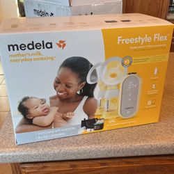 NEW - Medela Freestyle Flex  Breast Pump 