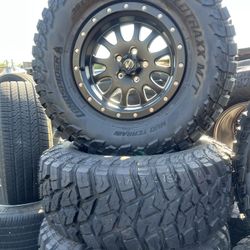 WHEELS PRO COMP BRAND NEW 17”