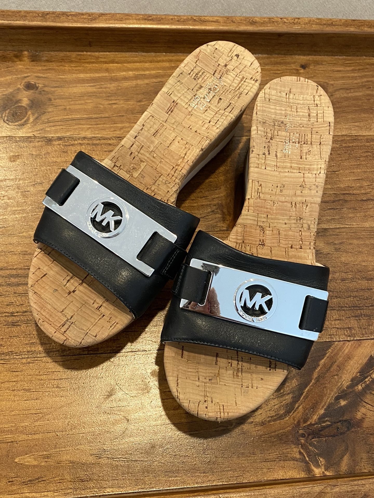 Michael Kors Wedge Sandal - size 6