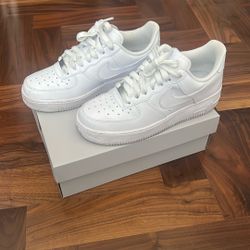 Nike Air Force 1 All White Women’s Size 7.5