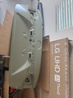 2025 Toyota Corolla LE Trunk Lid New 