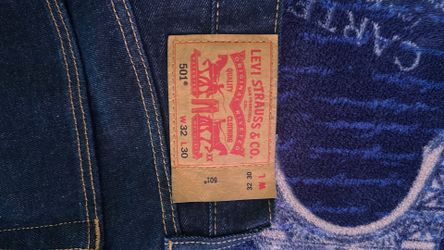 Levi’s 501’s Relaxed fit - Navy Blue color 32,30