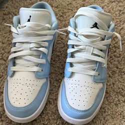 Nike Air Jordan Blue Ice, White And Black Sneakers Size 5.5