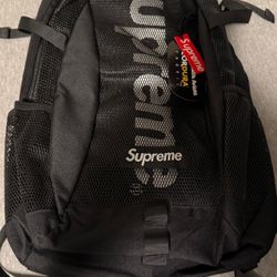 black supreme backpack 