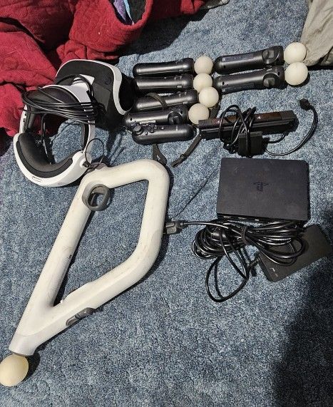PlayStation 4 VR Kit + 6 Remotes