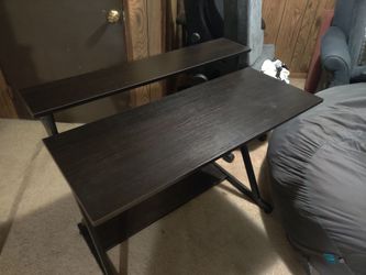 Two level computer desk