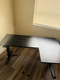 L-Shaped Electric Standing Desk