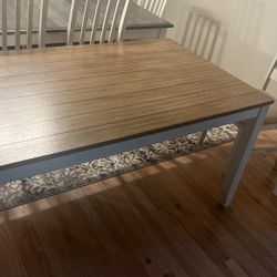 Dining Room Table With 4 Chairs 