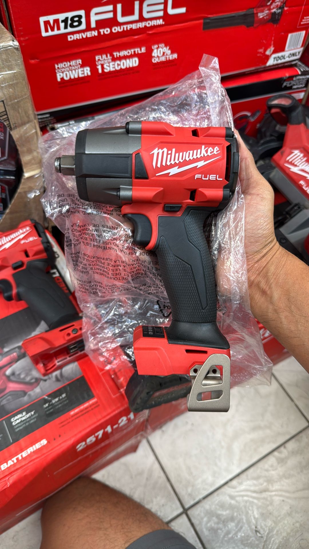 Milwaukee M18 1/2 Inch Mid Torque Impact 