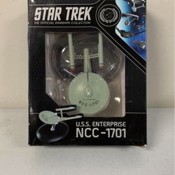 Star Trek The Official Starship Collection USS Enterprise NCC-1701