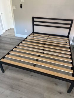 14 Inch Full Bed Frame with Headboard, Black Metal Double Bed Base