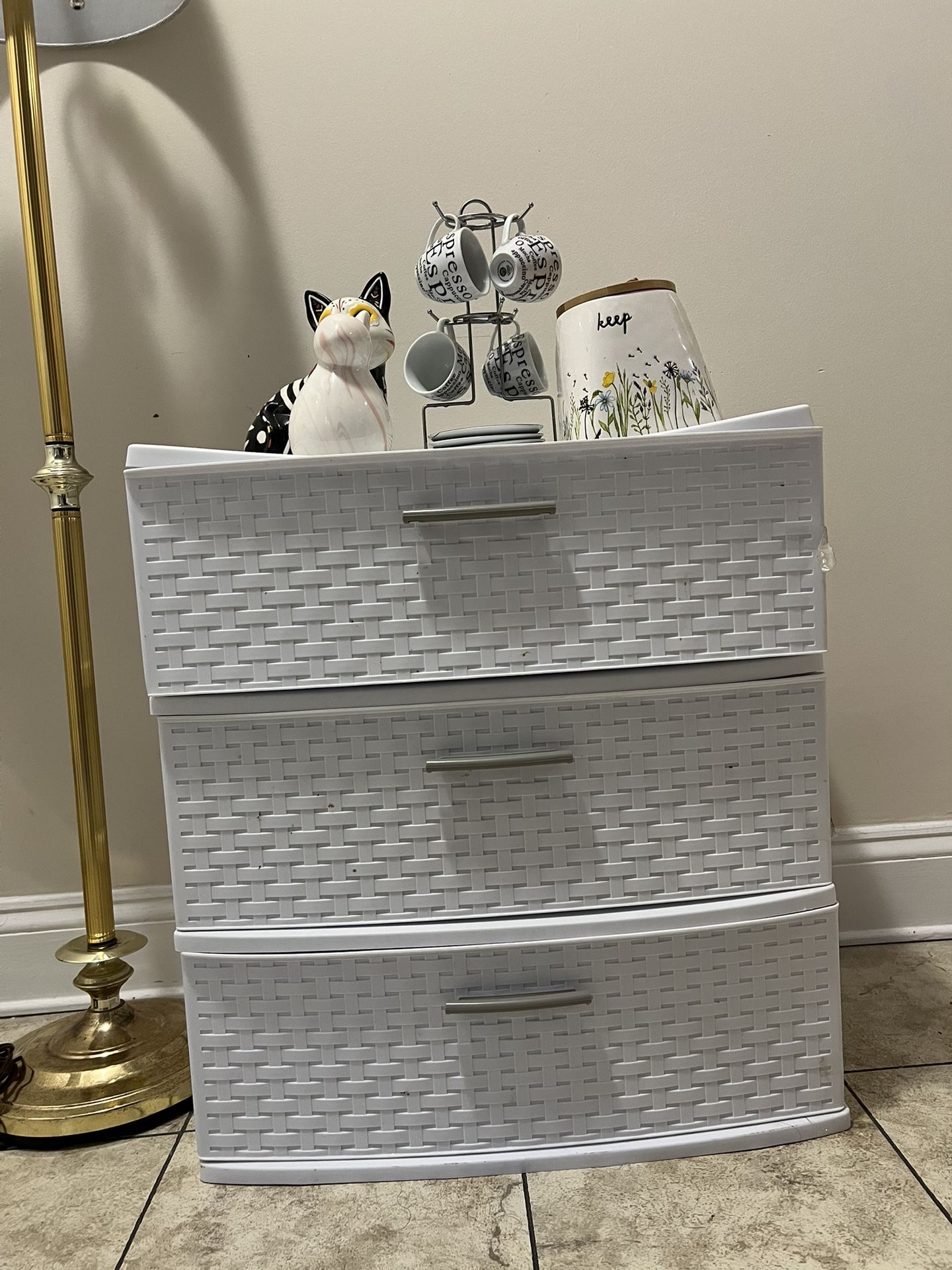 Moving sale