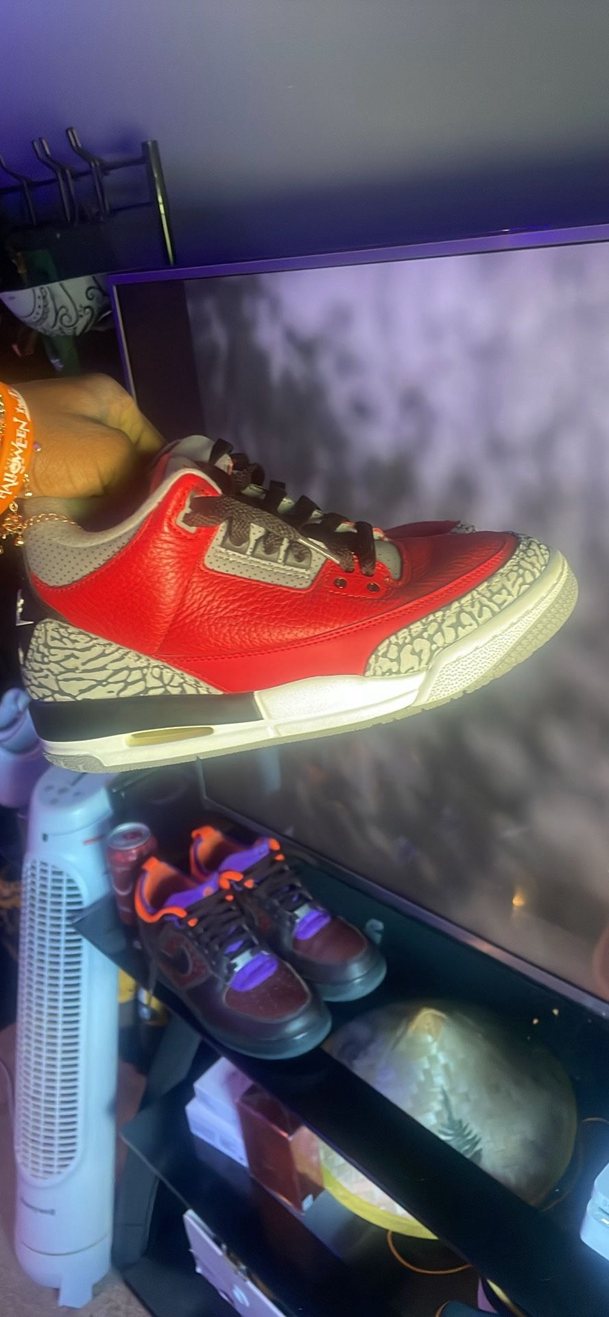 Jordan 3 Retro Red Cement