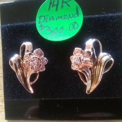 14k Solid Rose Gold Flower Earrings With Diamond 