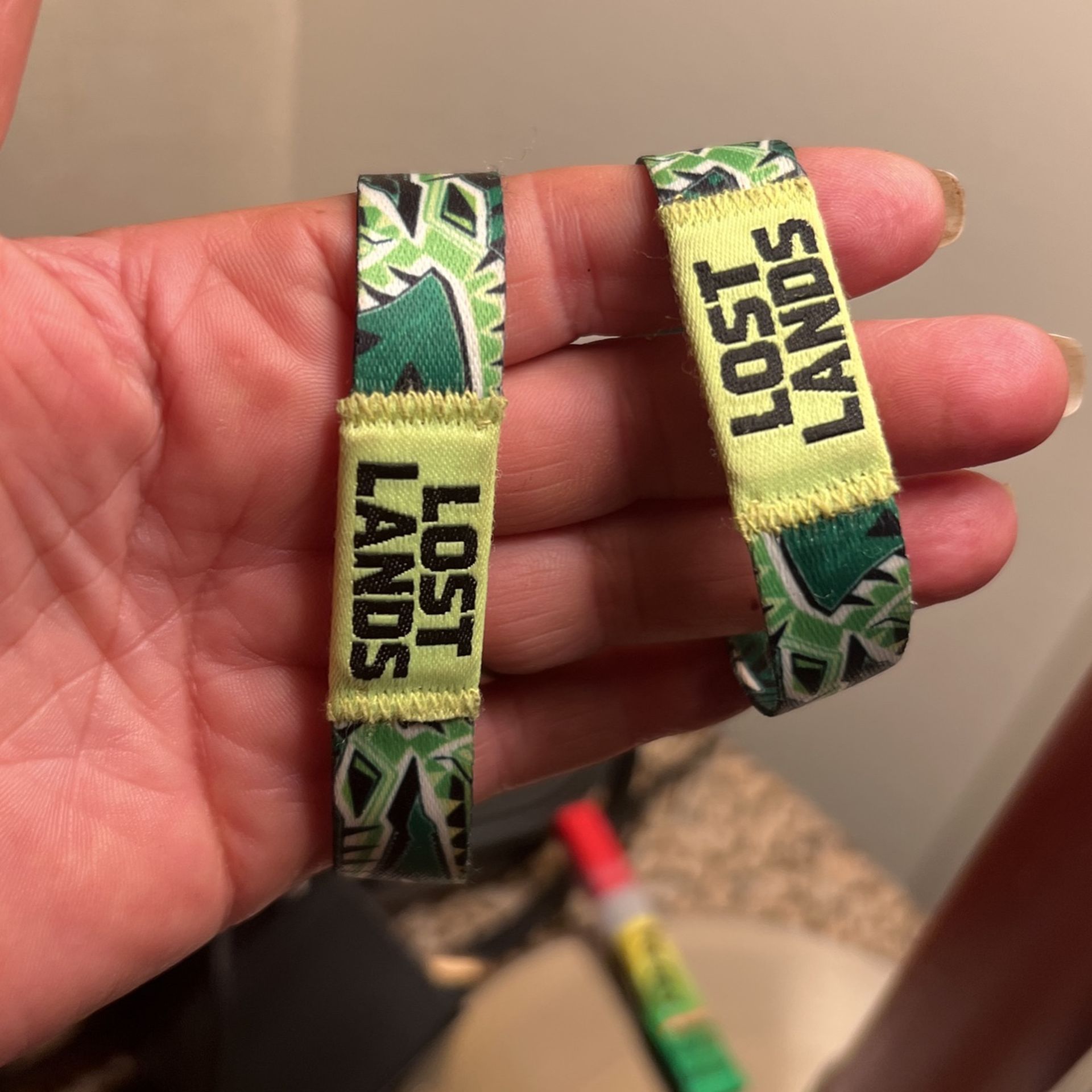 2 Lost Lands Bracelet 