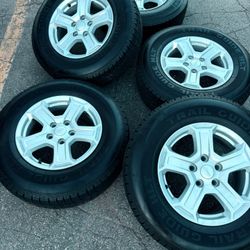 Jeep wrangler wheels and tires 17