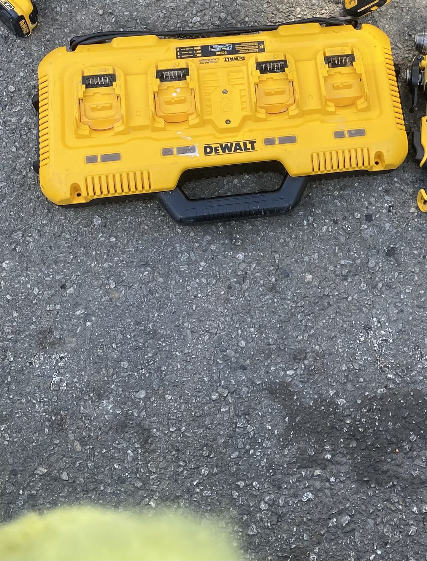Dewalt