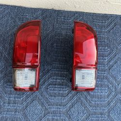 Toyota Tacoma Tail light 2016-2021, Toyota Tacoma Tailight, OEM ORIGINAL TOYOTA REAR BRAKE LIGHT, $100 EACH SIDE 