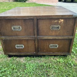 Free Night Stand 