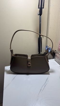 brown purse