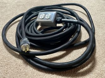 Cullen Cable 35FT Gold series power extension cable.   Has the Gold Series Power Box (1 outlet Cullen Perfect Plug installed in box)