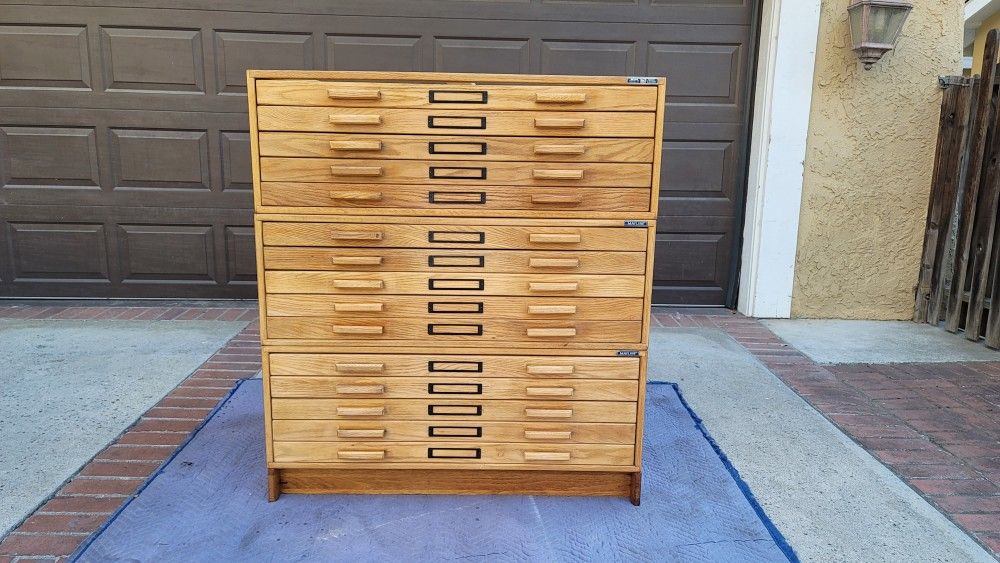Vintage MAYLINE 15-drawer Oak Flat-file Cabinet