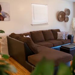 2 PIECE SECTIONAL LEATHER/ SUEDE SOFA ! 