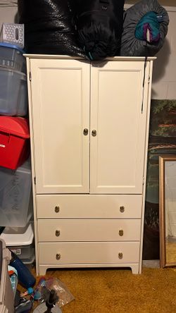 White Dresser/ Tv Stand