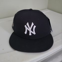 Undefeated X New Era NY Yankees 59FIFTY Fitted  7 1/8