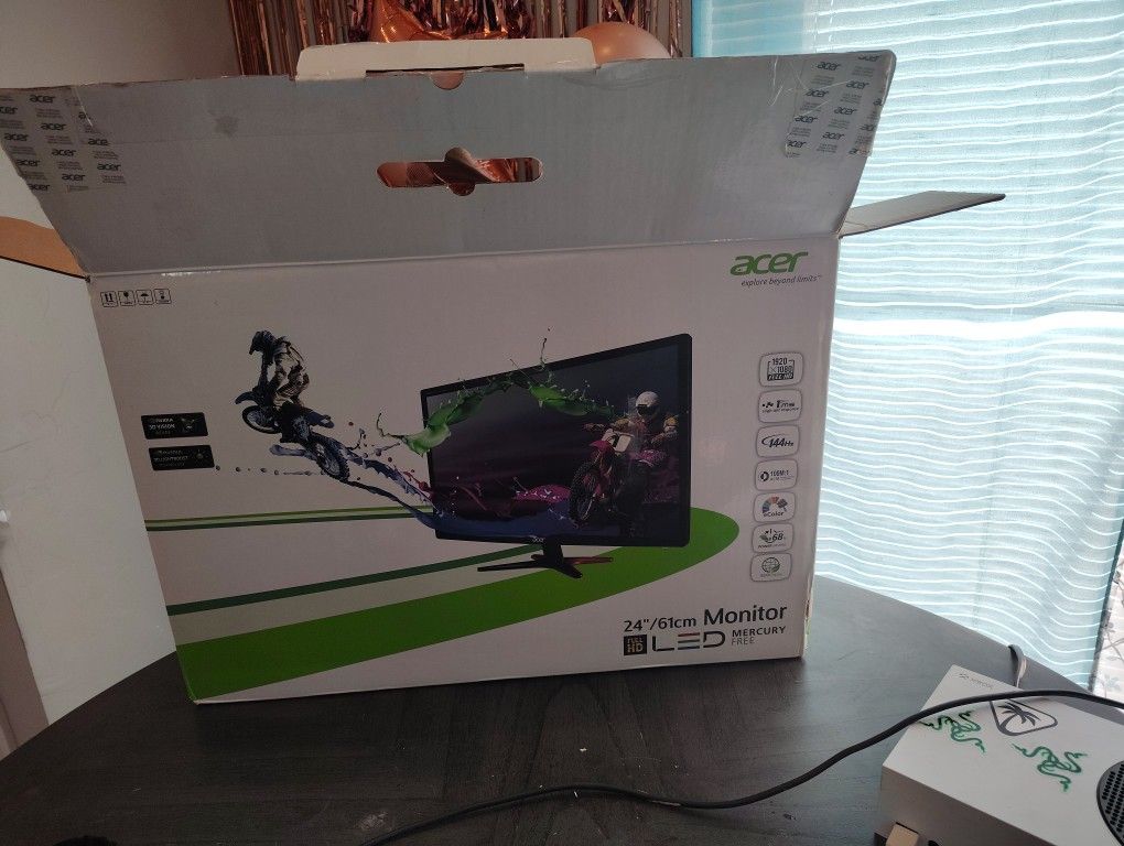 Acer 24 inch Monitor LED Full HD 1920p-1080p 144hz